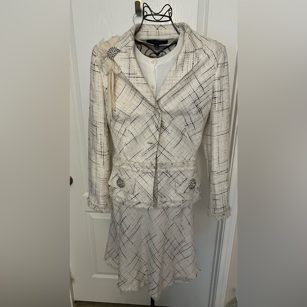 Anne Klein Cream and Black Tweed Blazer
